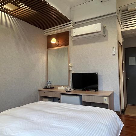 Xiu Shui Hotel 老街-停車-住宿 Yuchi Ngoại thất bức ảnh