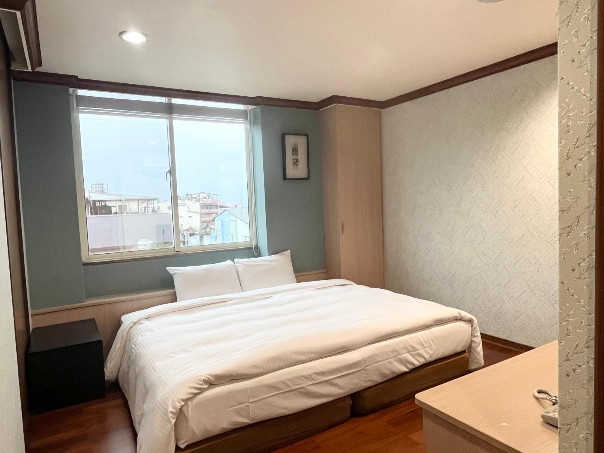 Xiu Shui Hotel 老街-停車-住宿 Yuchi Ngoại thất bức ảnh