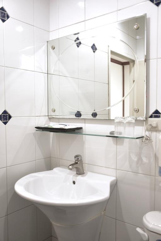 Xiu Shui Hotel 老街-停車-住宿 Yuchi Ngoại thất bức ảnh